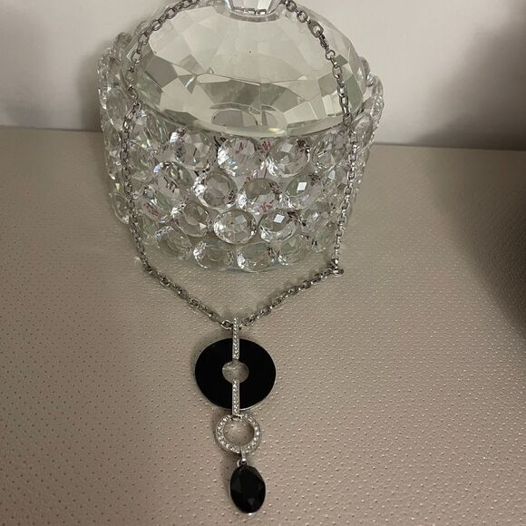 Cache Beautiful necklace - Picture 3 of 14